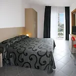 Hotel Eden 4*
