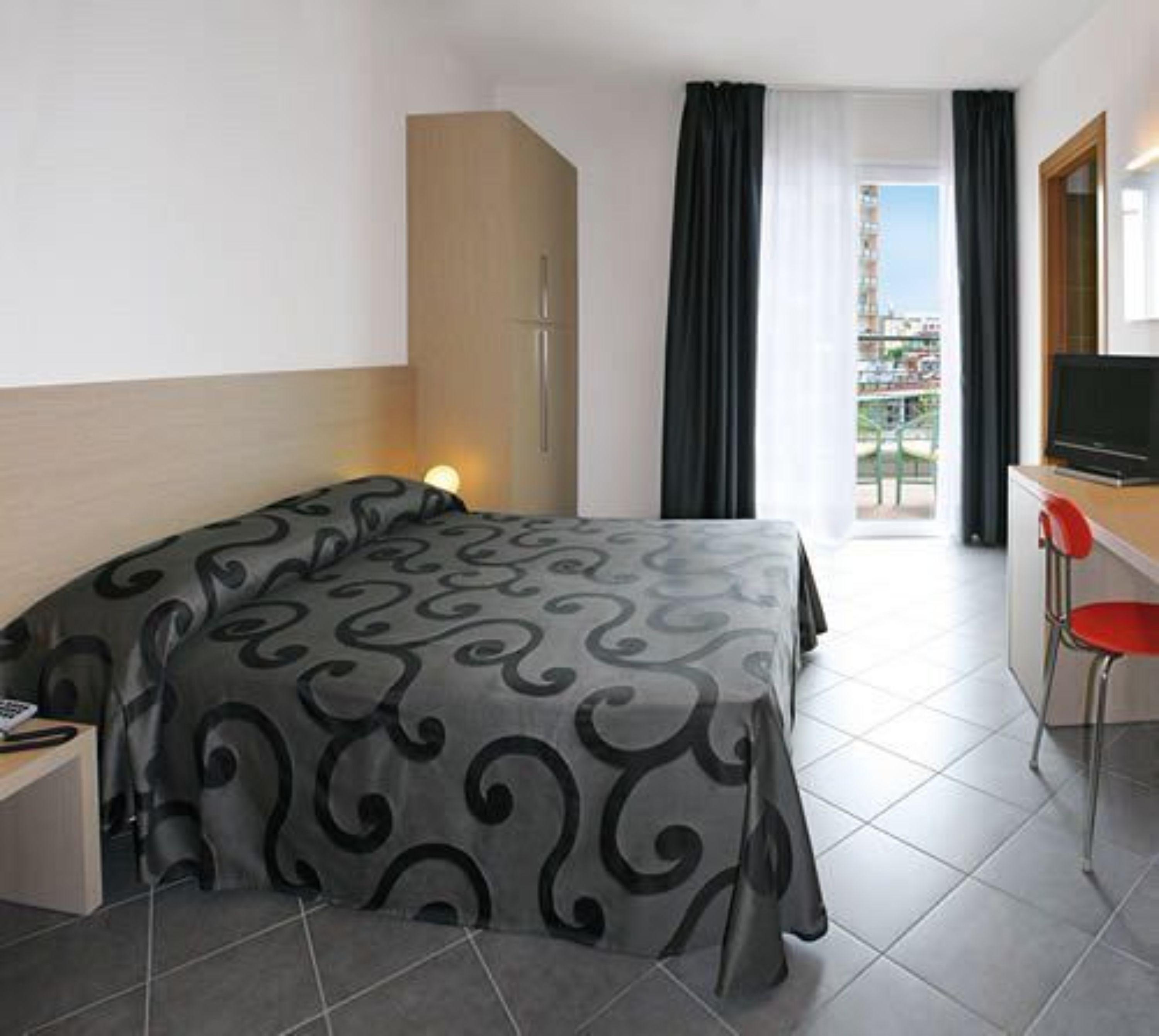 Hotel Eden 4*